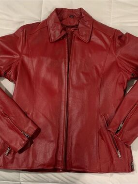 ♦️Gorgeous Sassy Red Genuine Leather Jacket, Multiple Pockets Size L- Large